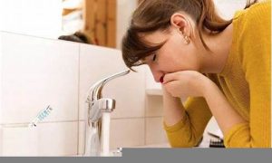 梦到呕吐(梦到呕吐不止好像吐不完)-命理之家