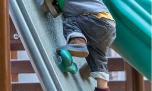 梦到自己拉屎拉到裤子里(梦到自己拉屎拉到裤子里已婚)-命理之家