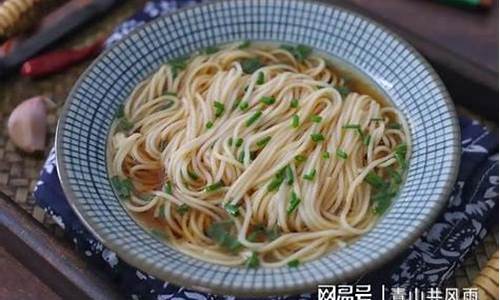 图片[1]-梦到吃面条(梦到吃面条鸡蛋)-命理之家