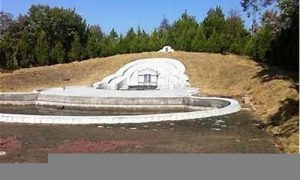 如何给墓地看风水(墓地风水怎么看 看墓地风水小诀窍)-命理之家