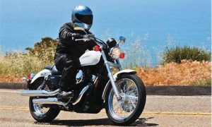 梦到骑摩托车(梦到骑摩托车路不好走什么意思)-命理之家