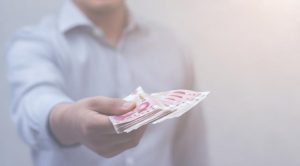 梦见别人给钱是什么意思_周公解梦详解_周公解梦大全