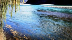 梦见河水_周公解梦大全